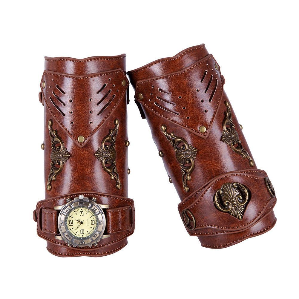 Retro-style arm cuff